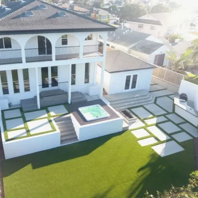 Luxury Backyard Design- Ground Up Builders