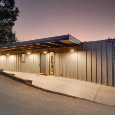 Modern Home Stucco Work- Ground Up Builders