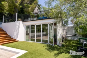 Pool cabana- -Ground Up Builders